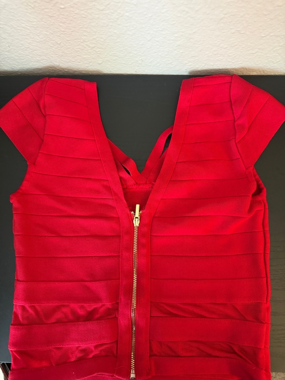bebe Red Strappy Bandage Crop Top - Picture 2 of 3